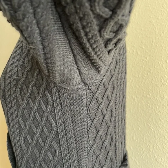 Banana Republic Sz M Belted Black Chunky Knit  Button Down Long Cardigan - Picture 8 of 16